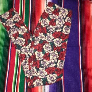 Lularoe leggings - limited edition rose pattern